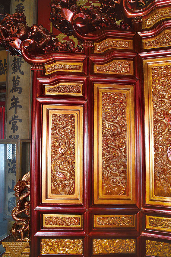關(guān)于寶座16