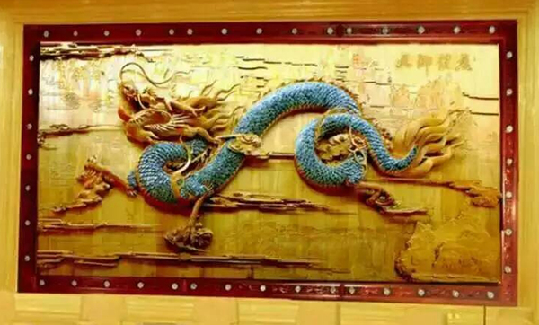 東陽(yáng)木雕和明代龍紋古瓷片的完美結(jié)合