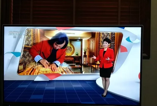 央視《文化十分》欄目專題片《黃小明：刀與木的時代對話》