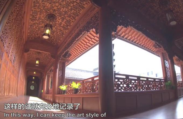 沒用一根釘子！木雕大師建造全榫卯、能居住的雕花樓